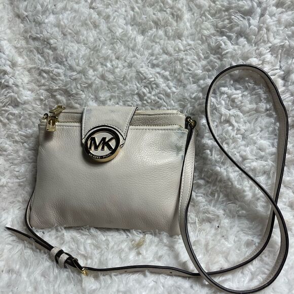 MICHAEL KORS Fulton Pebbled Leather Beige Crossbody Organizer Bag - Picture 5 of 15